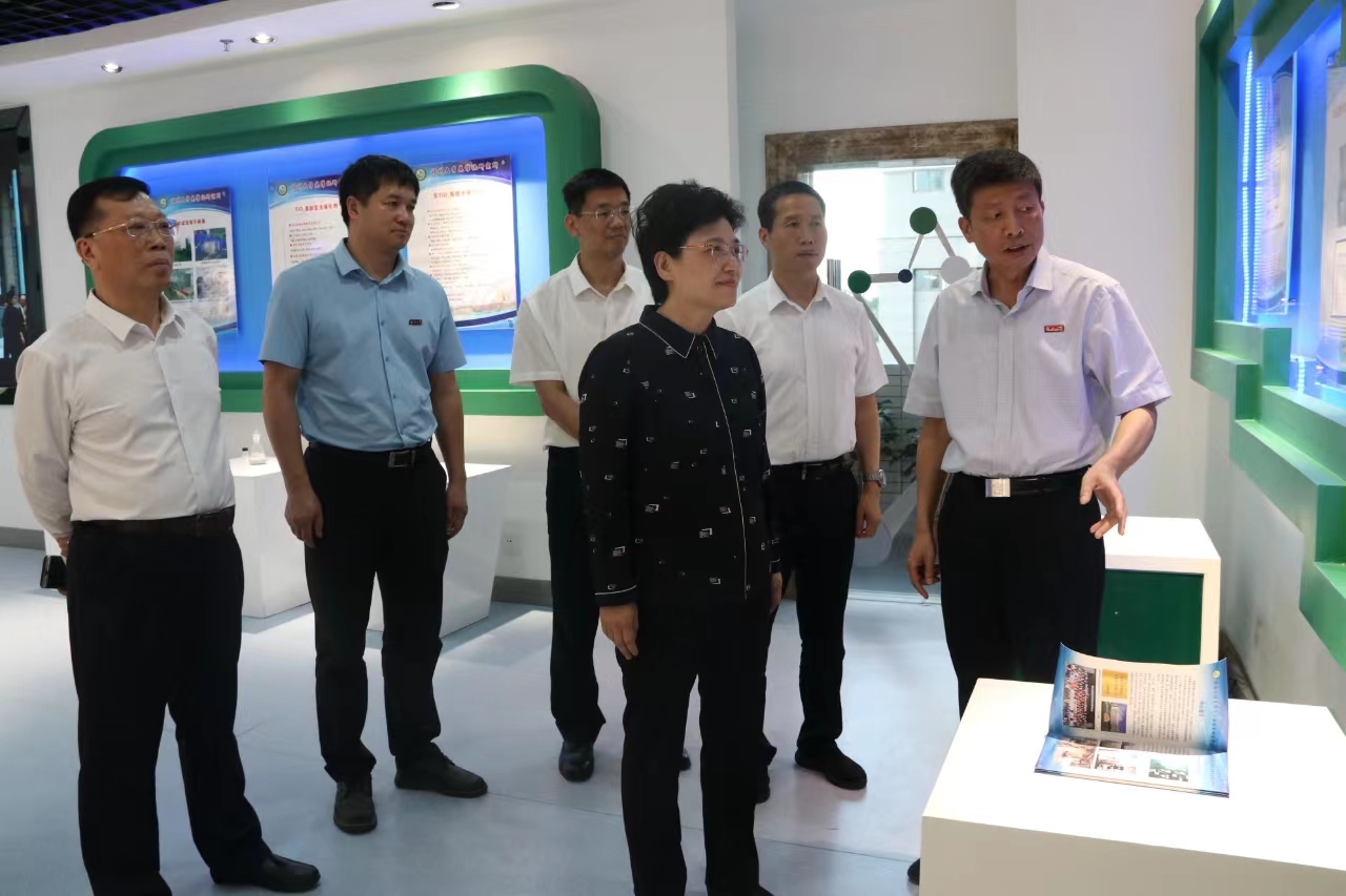 省委常委、省委组织部邢善萍部长来校调研-党政办.jpg